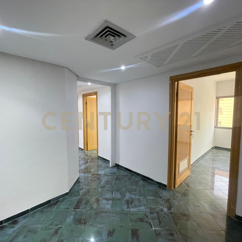 780